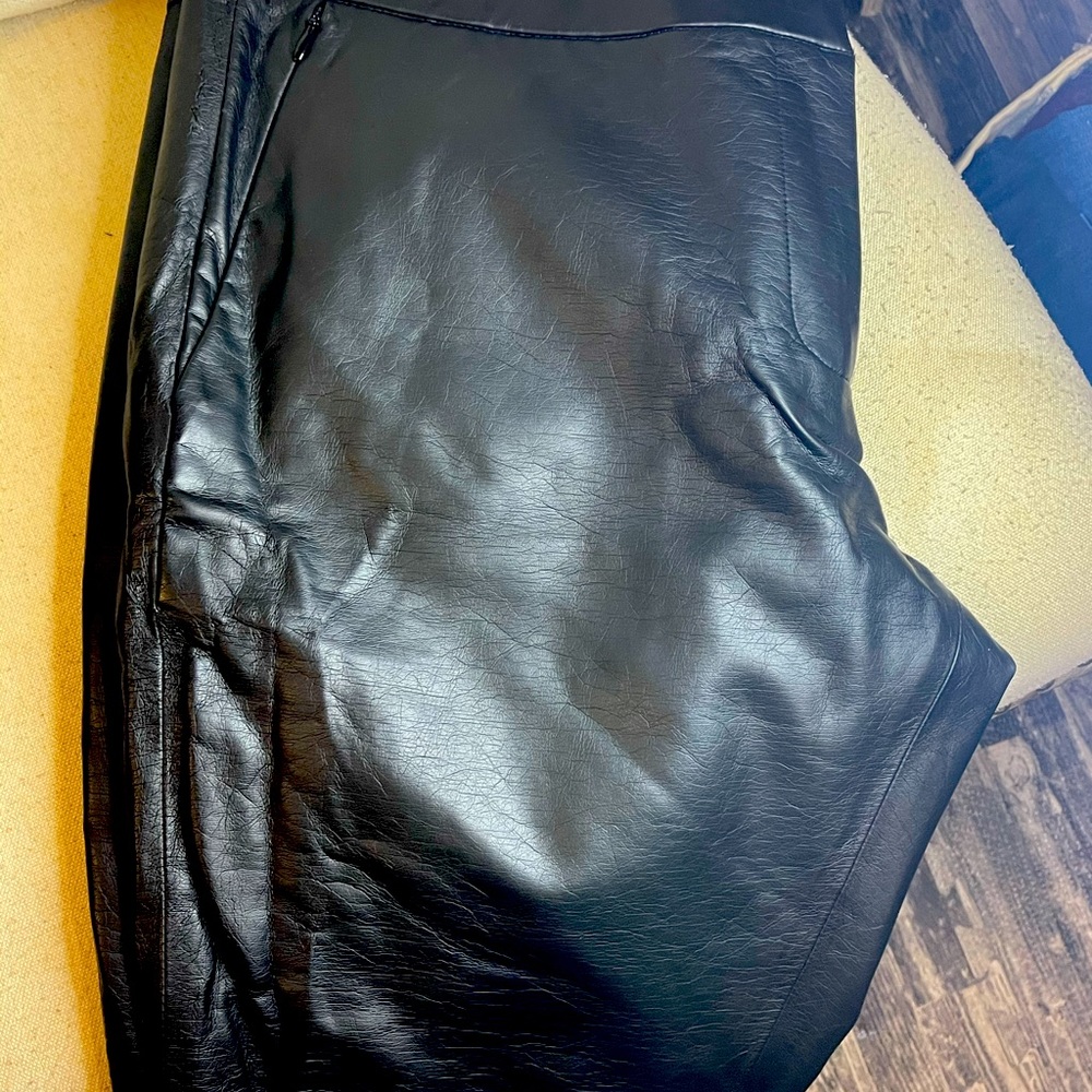 HM leather taper pants